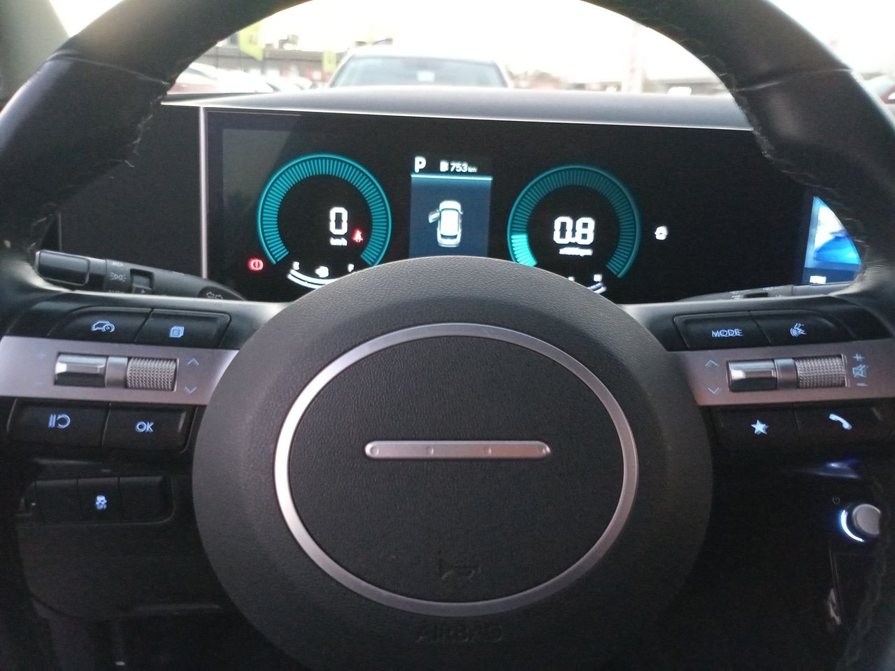 HYUNDAI - 25