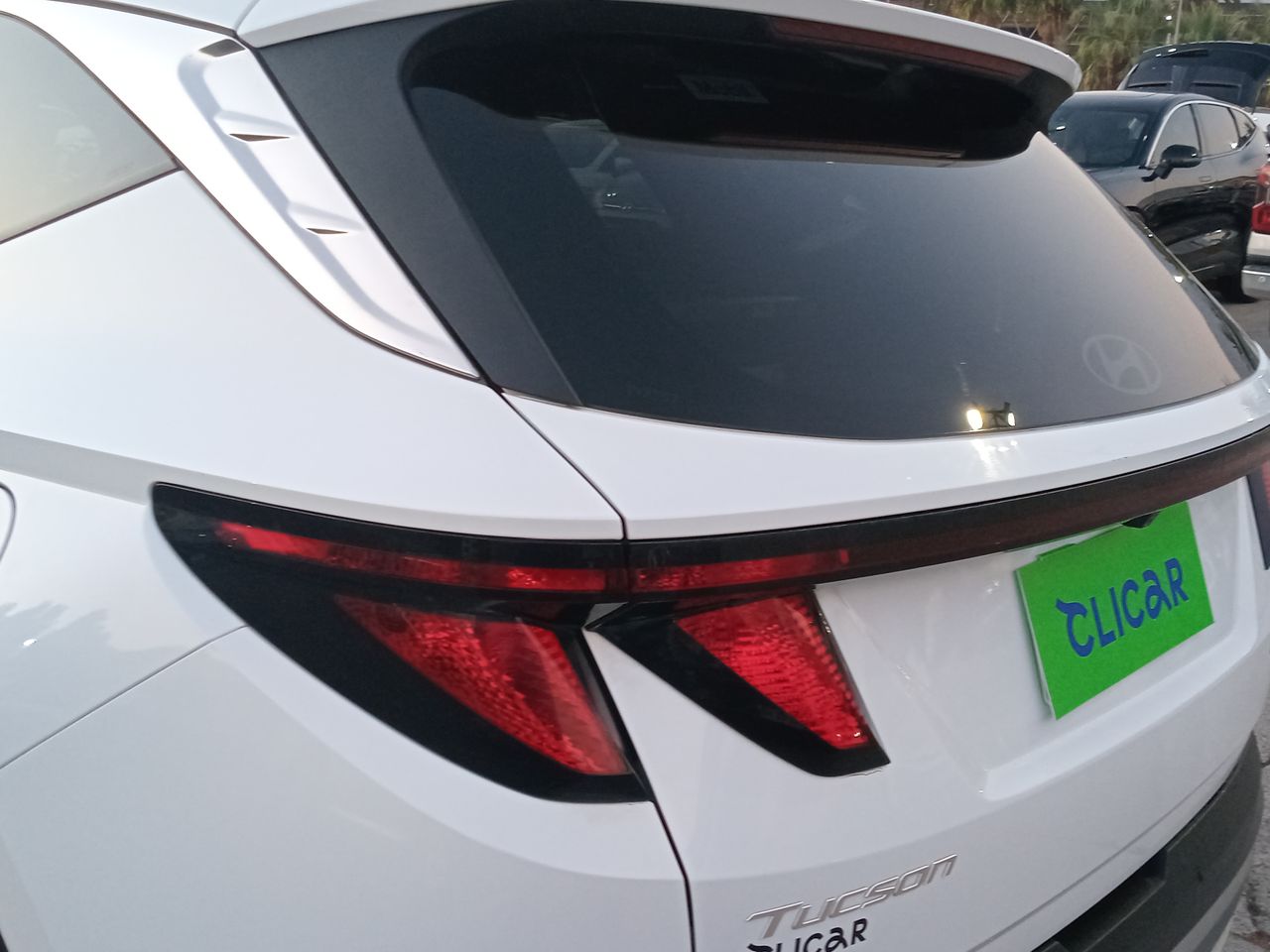 HYUNDAI - 19