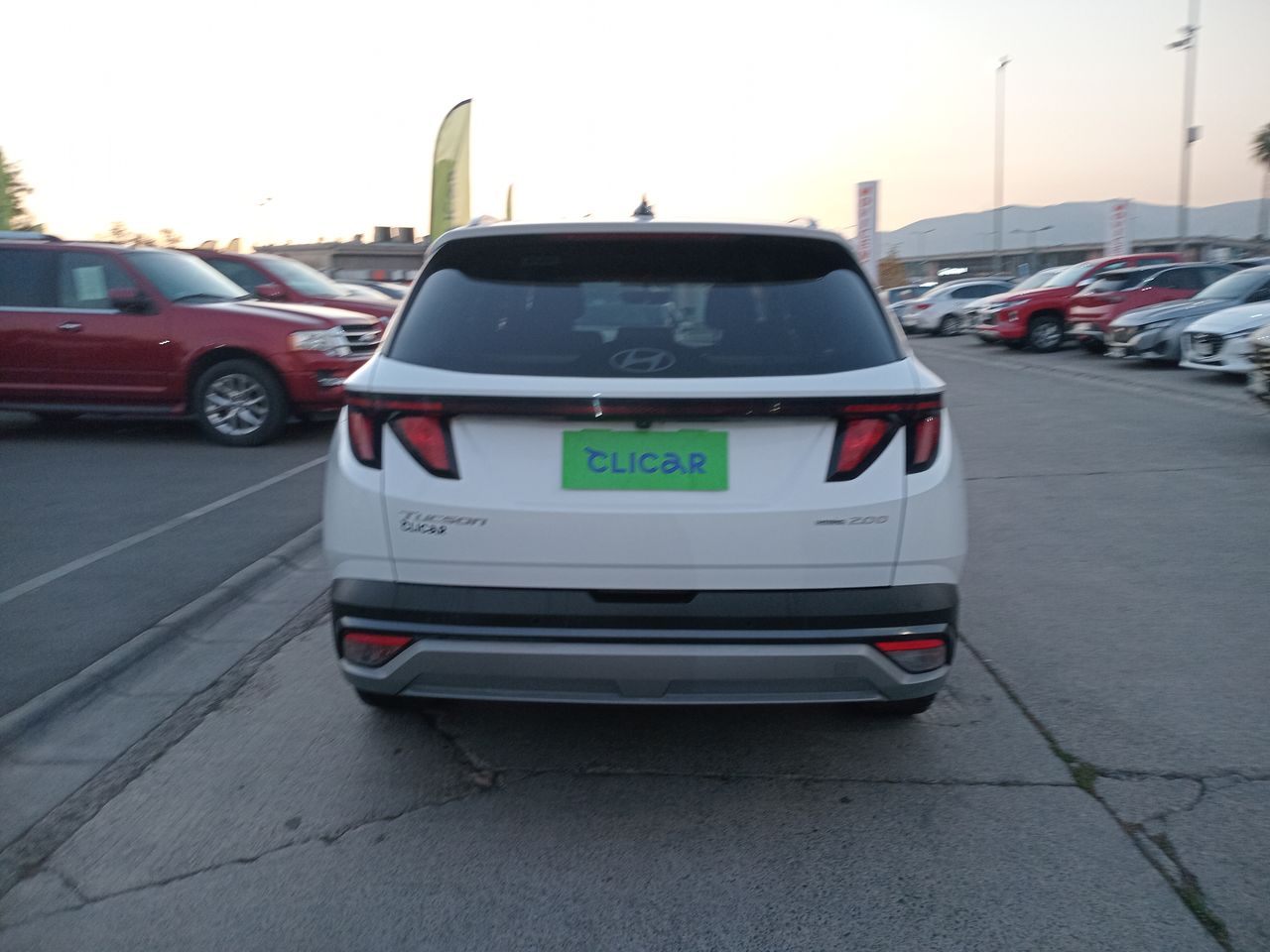 HYUNDAI - 6