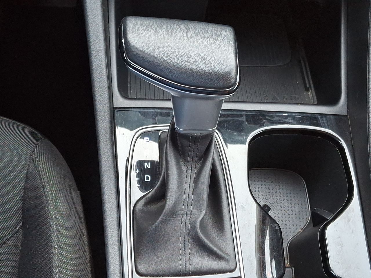 HYUNDAI - 22