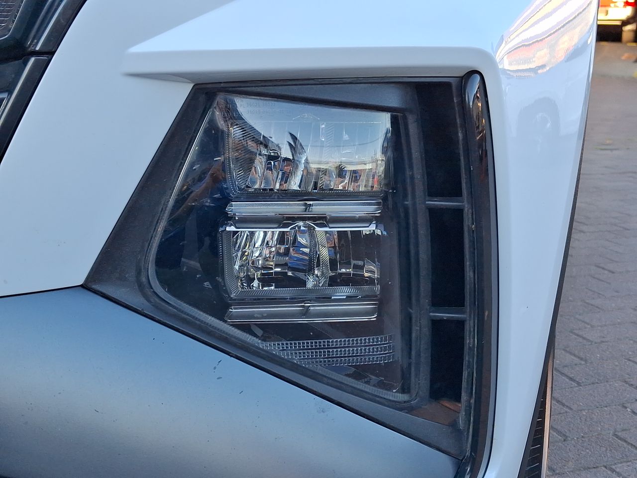 HYUNDAI - 10