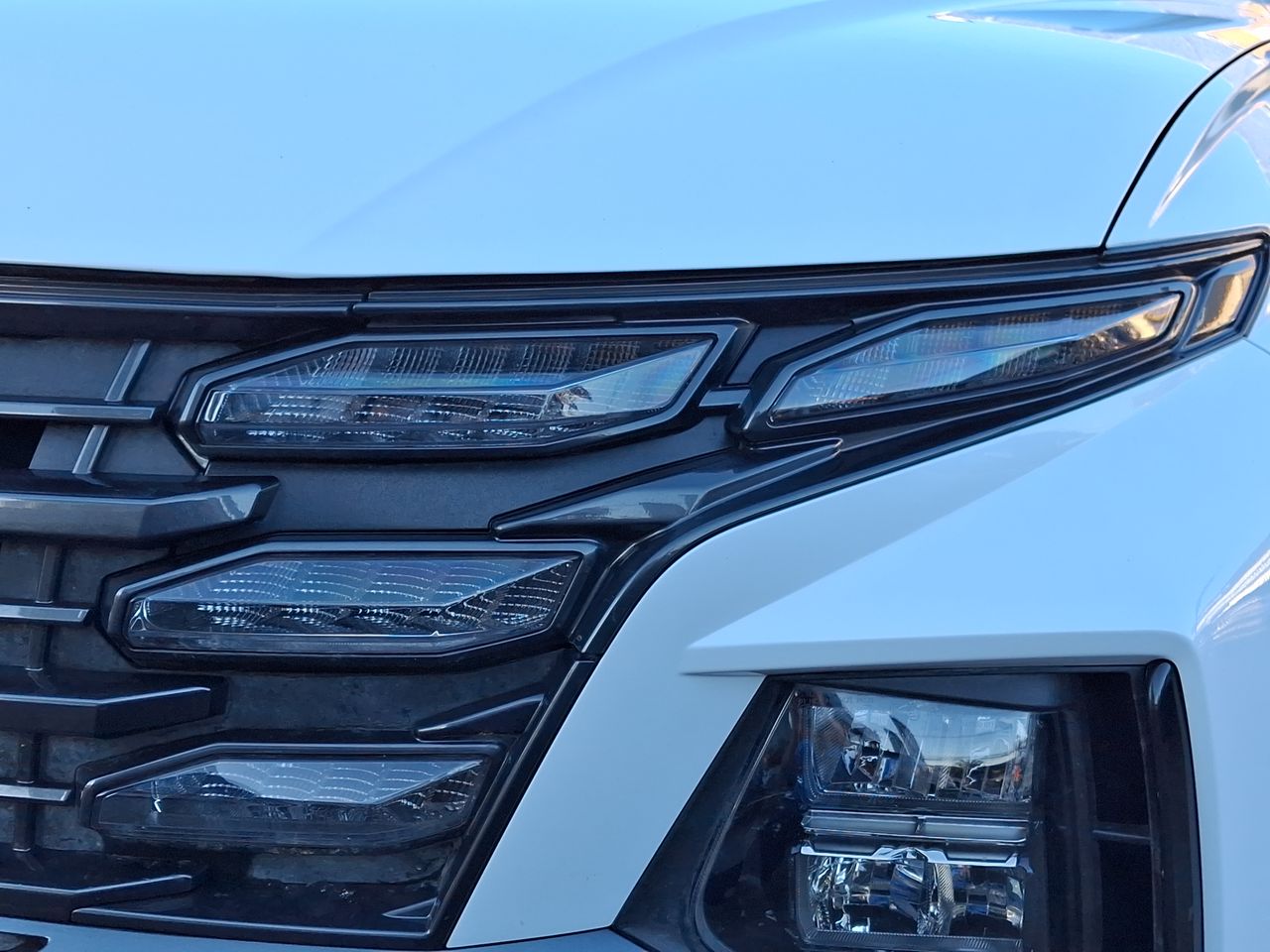 HYUNDAI - 11