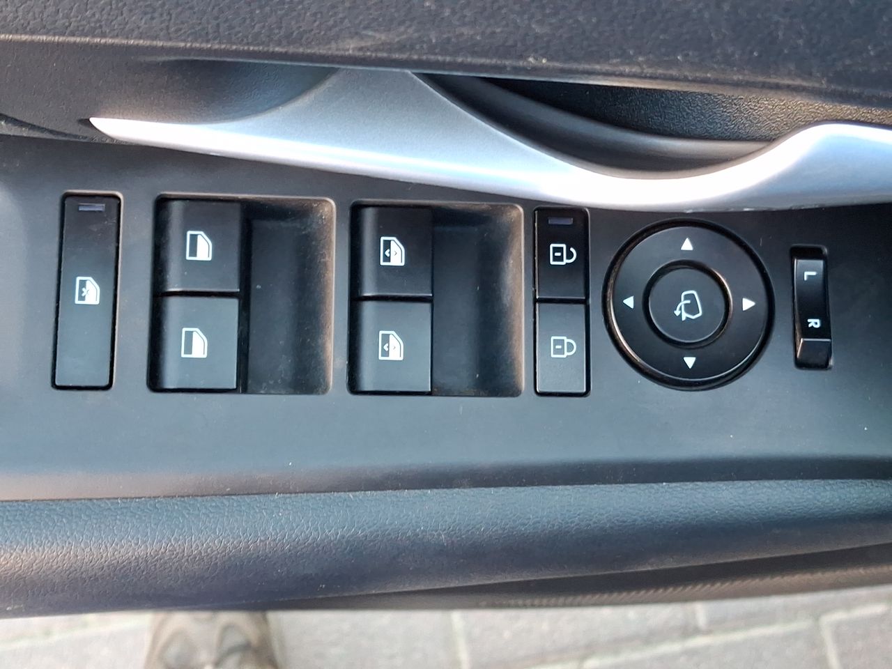 HYUNDAI - 14