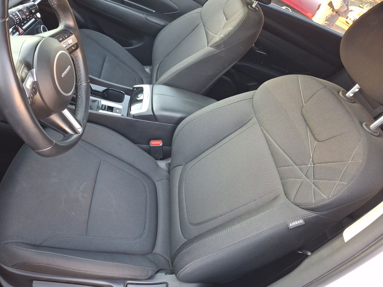 HYUNDAI - 15