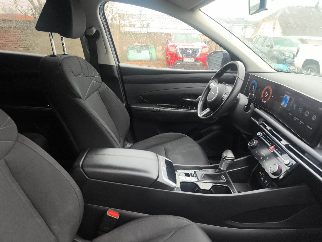 HYUNDAI - 6