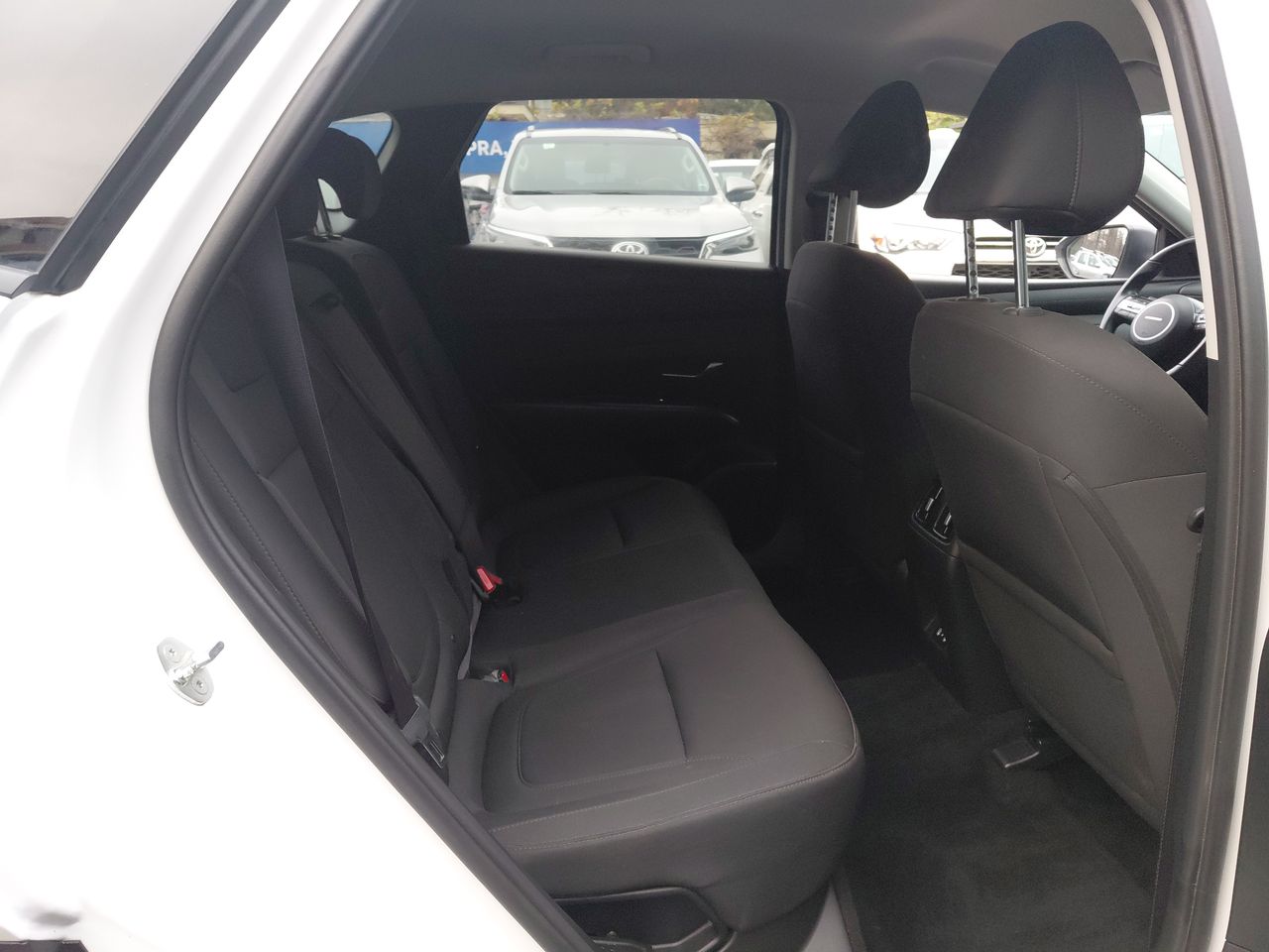 HYUNDAI - 3