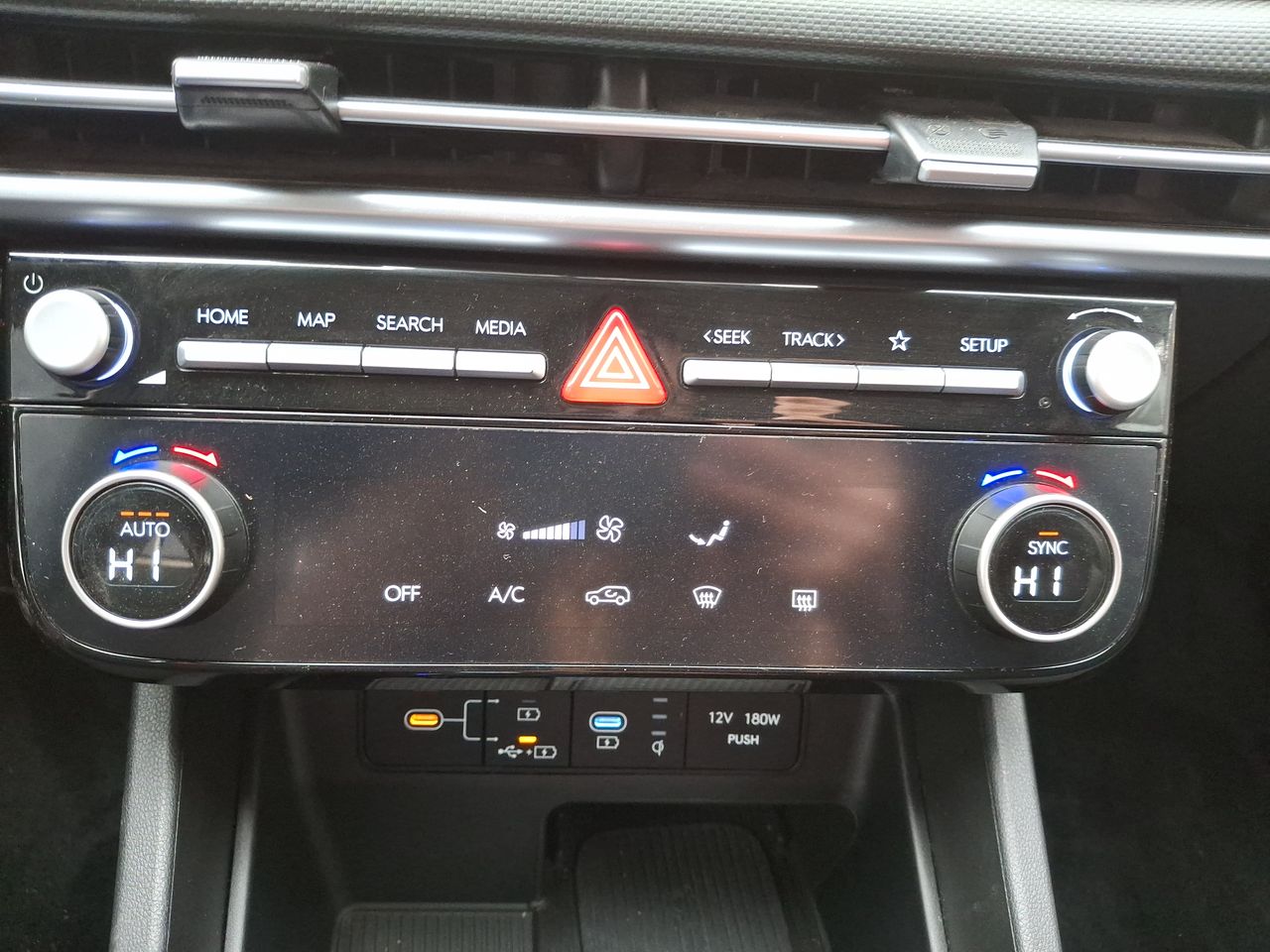 Hyundai Tucson — foto 22 de 27