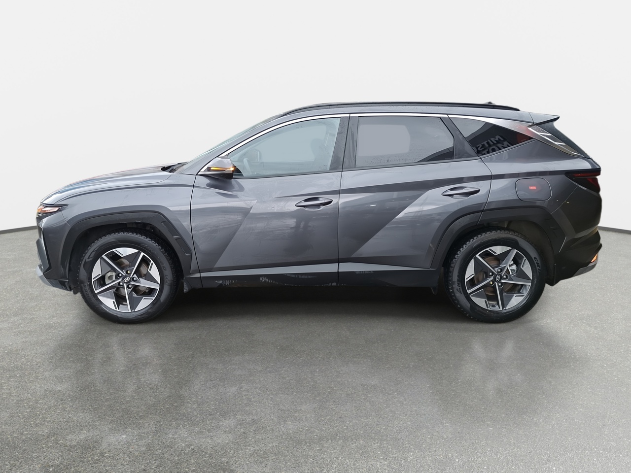 HYUNDAI - 4