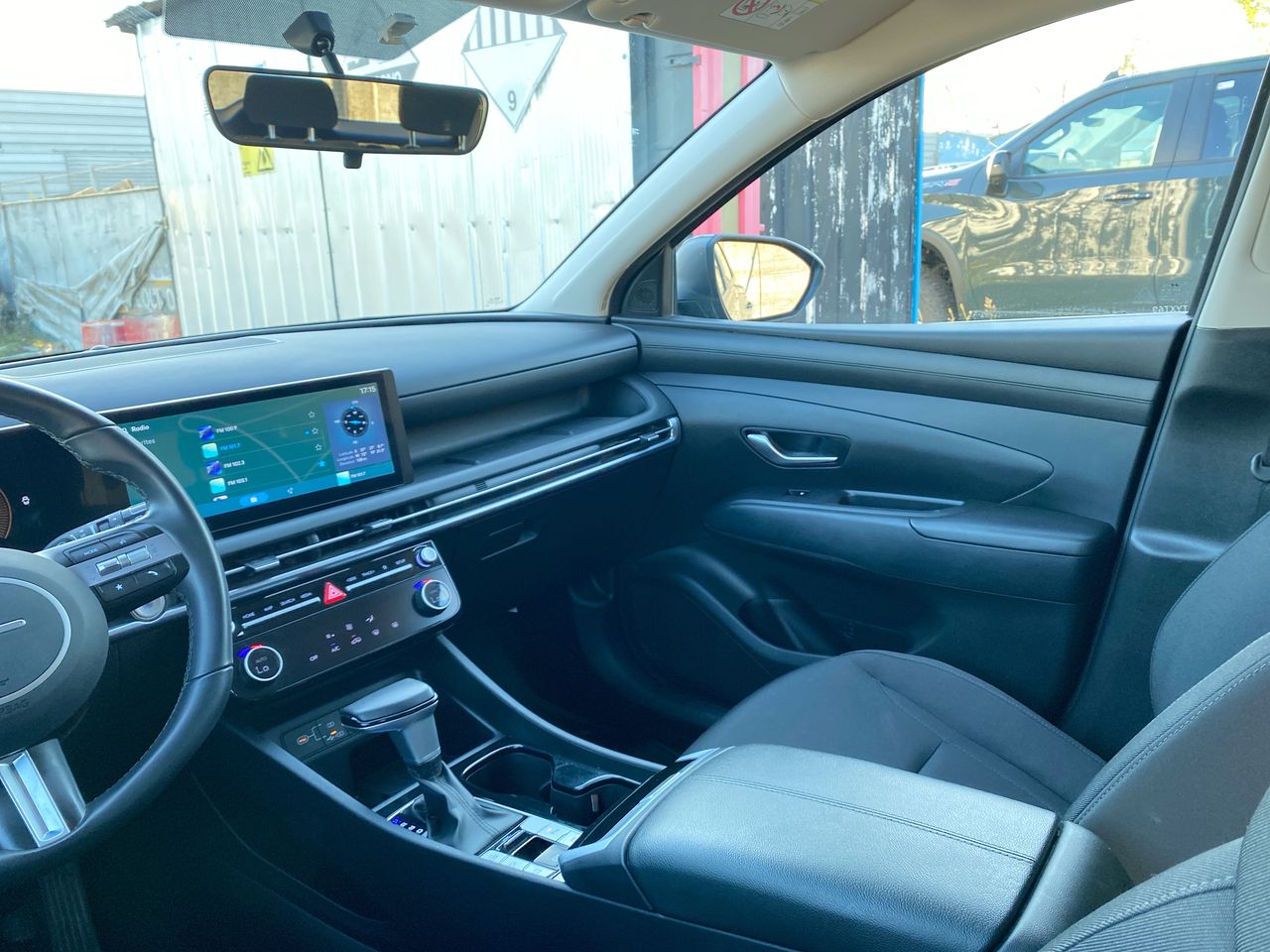 HYUNDAI - 2