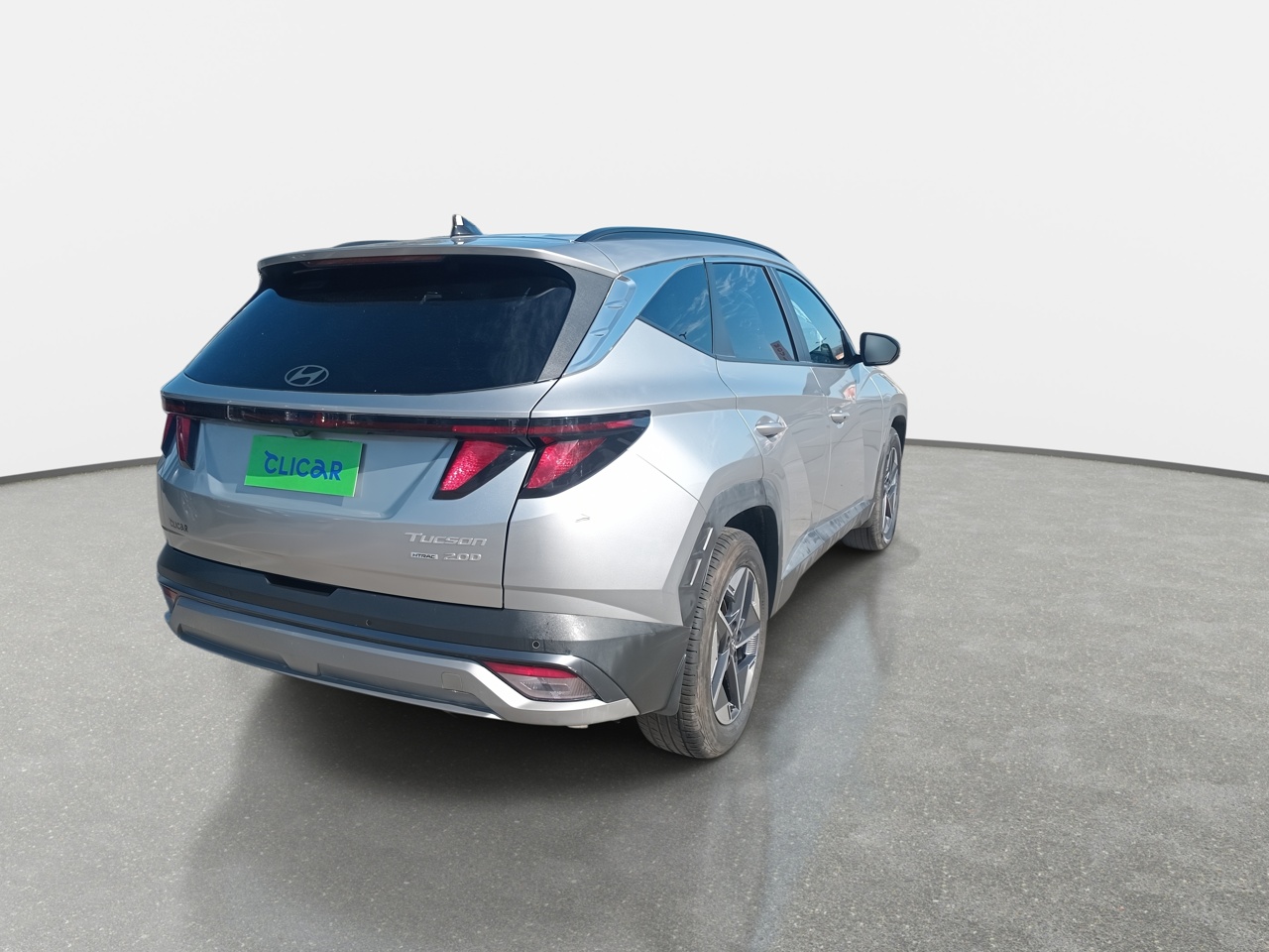HYUNDAI - 6