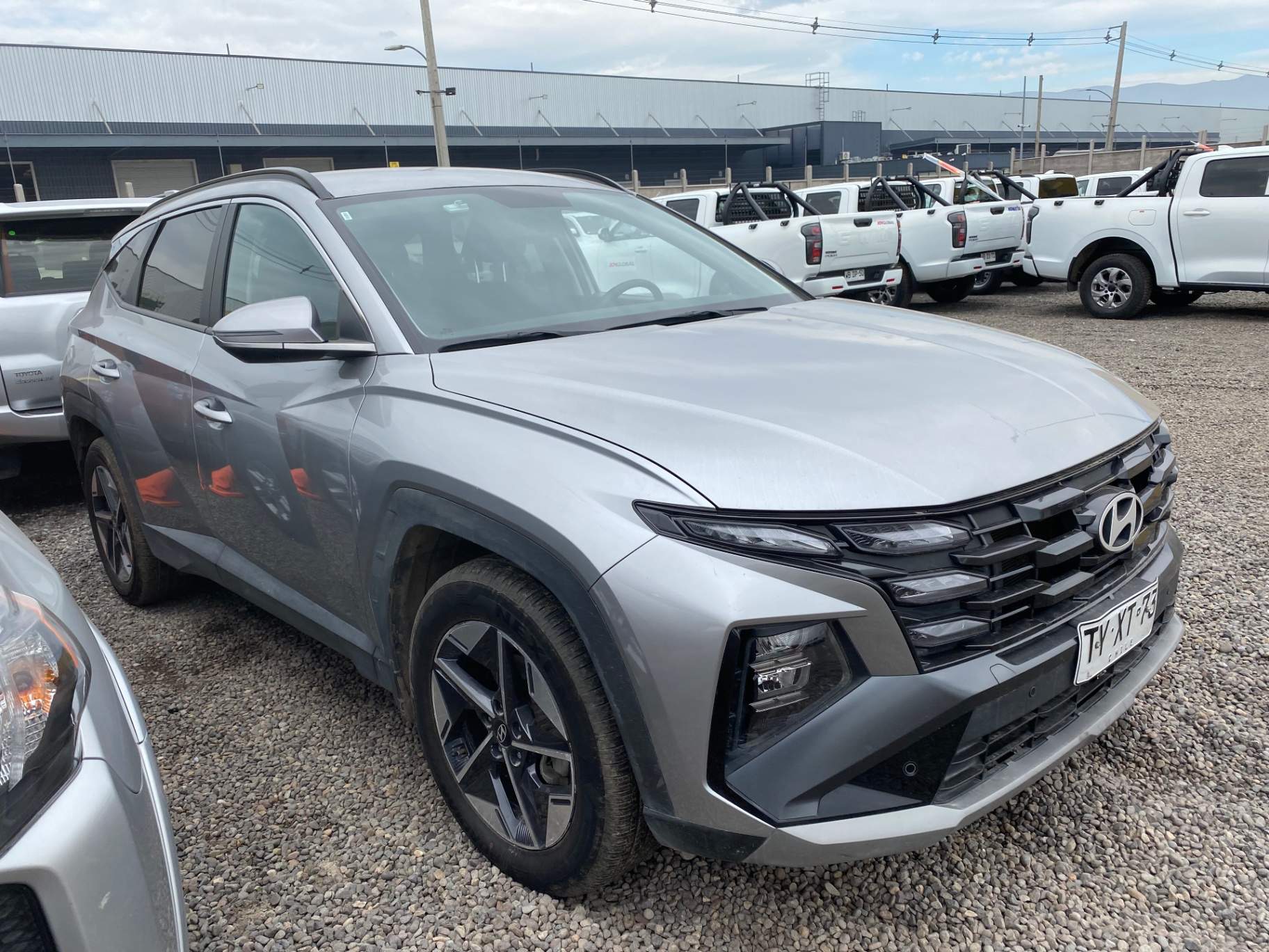 HYUNDAI