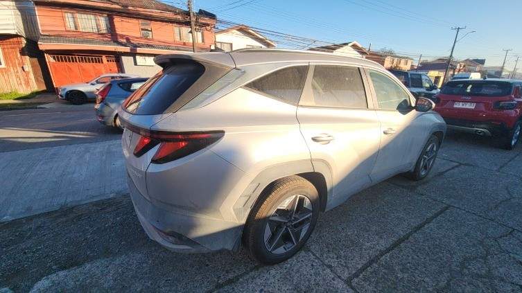 HYUNDAI - 3