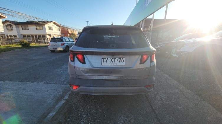 HYUNDAI - 4
