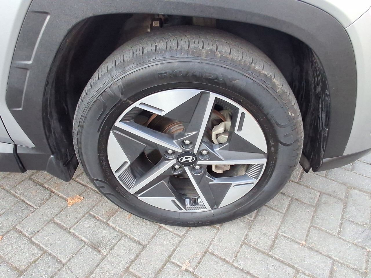 HYUNDAI - 9