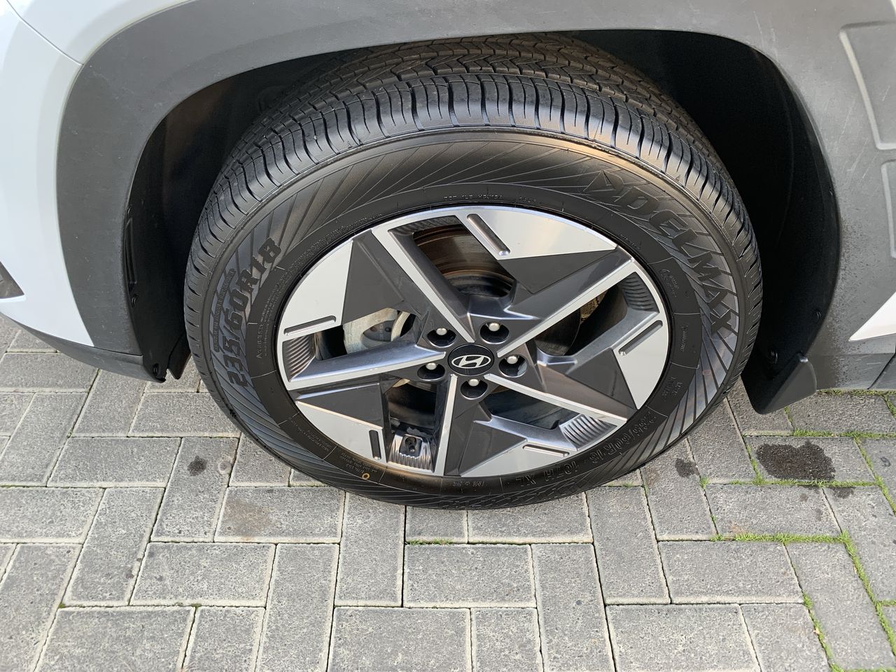 HYUNDAI - 17