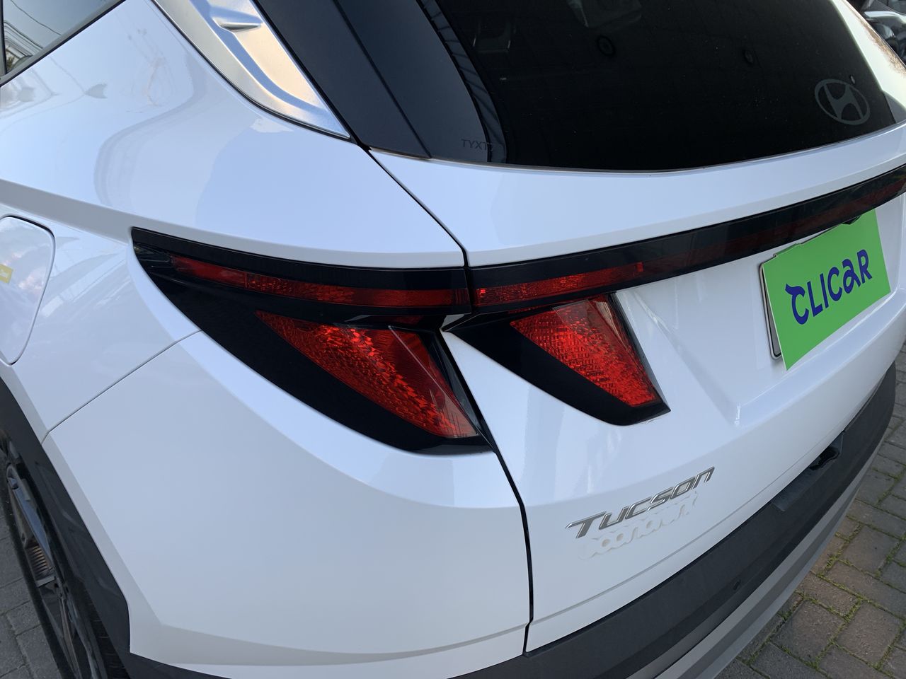 HYUNDAI - 20