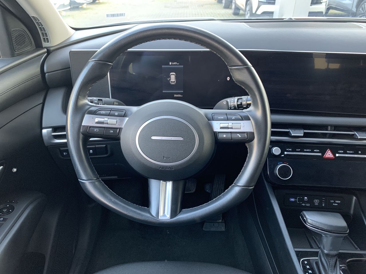HYUNDAI - 24