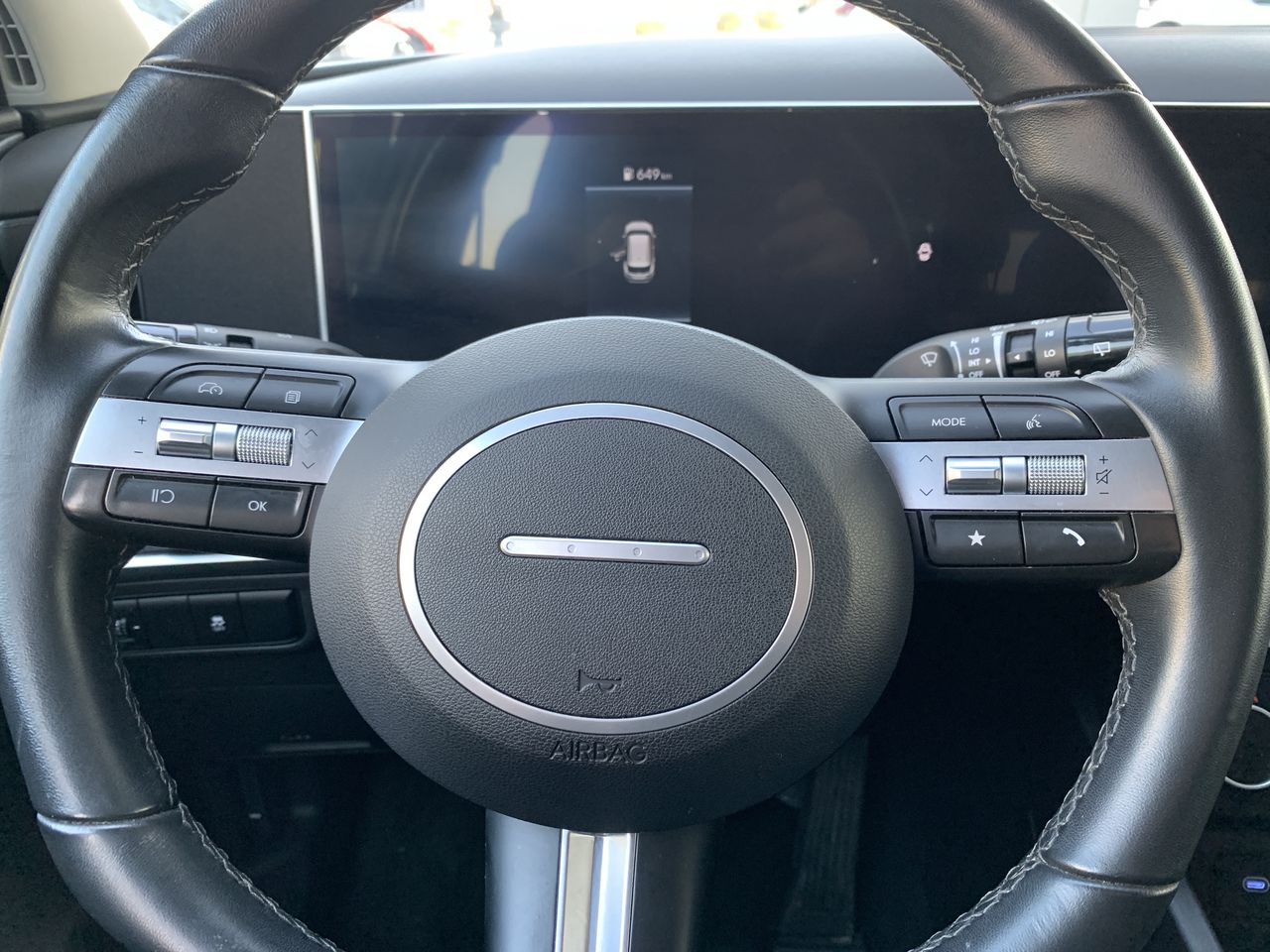 HYUNDAI - 25