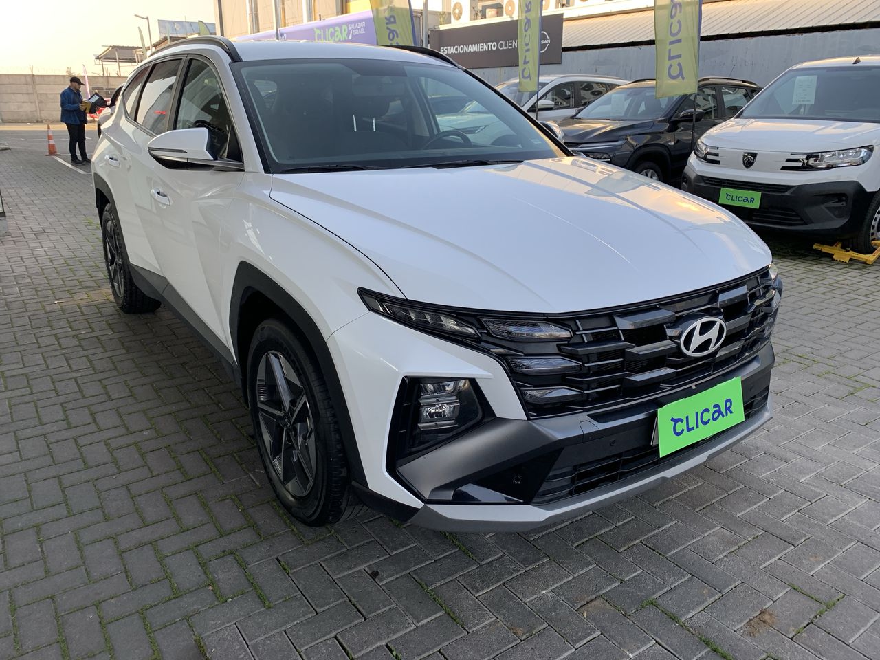 HYUNDAI - 1