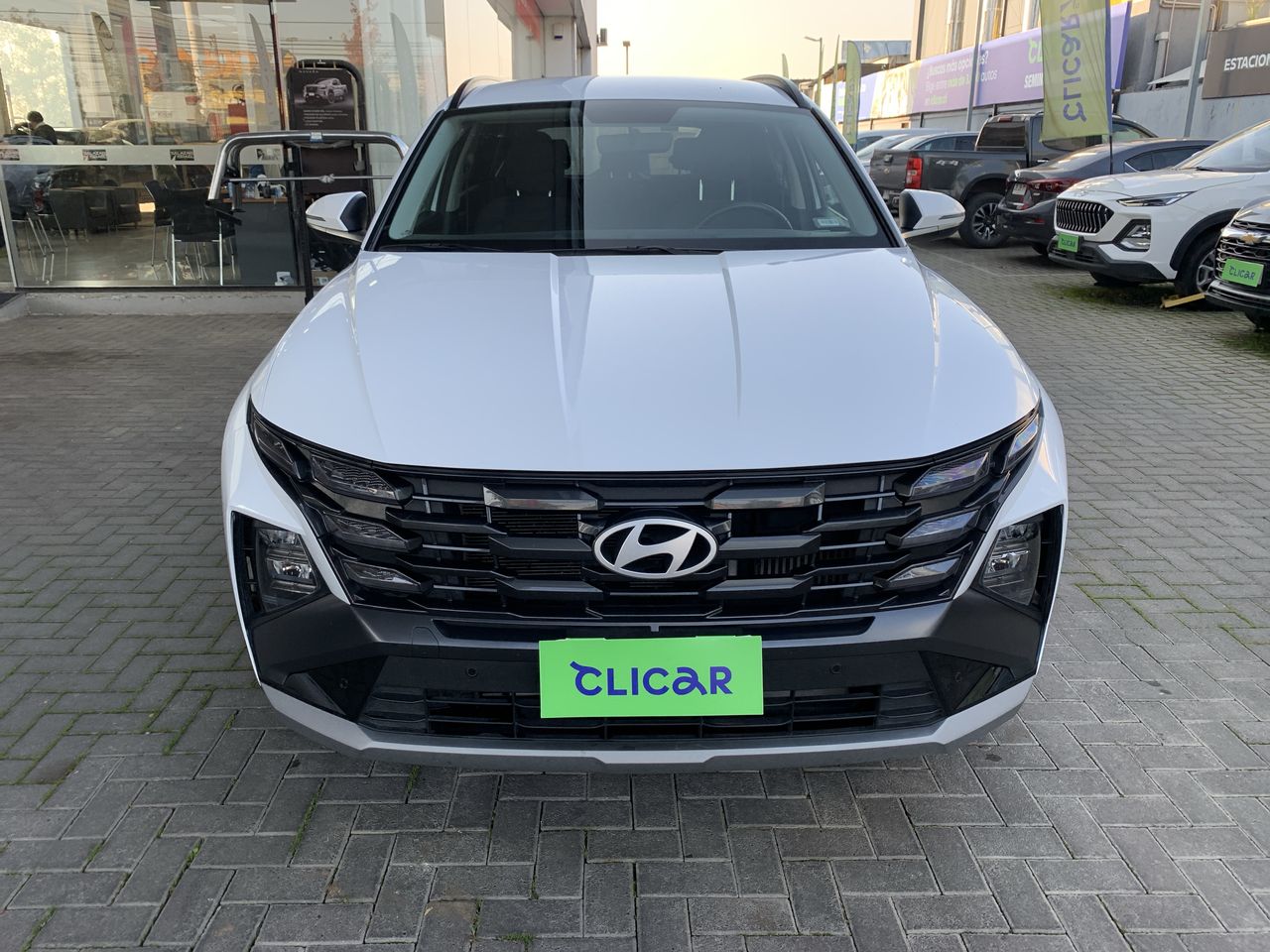HYUNDAI - 2