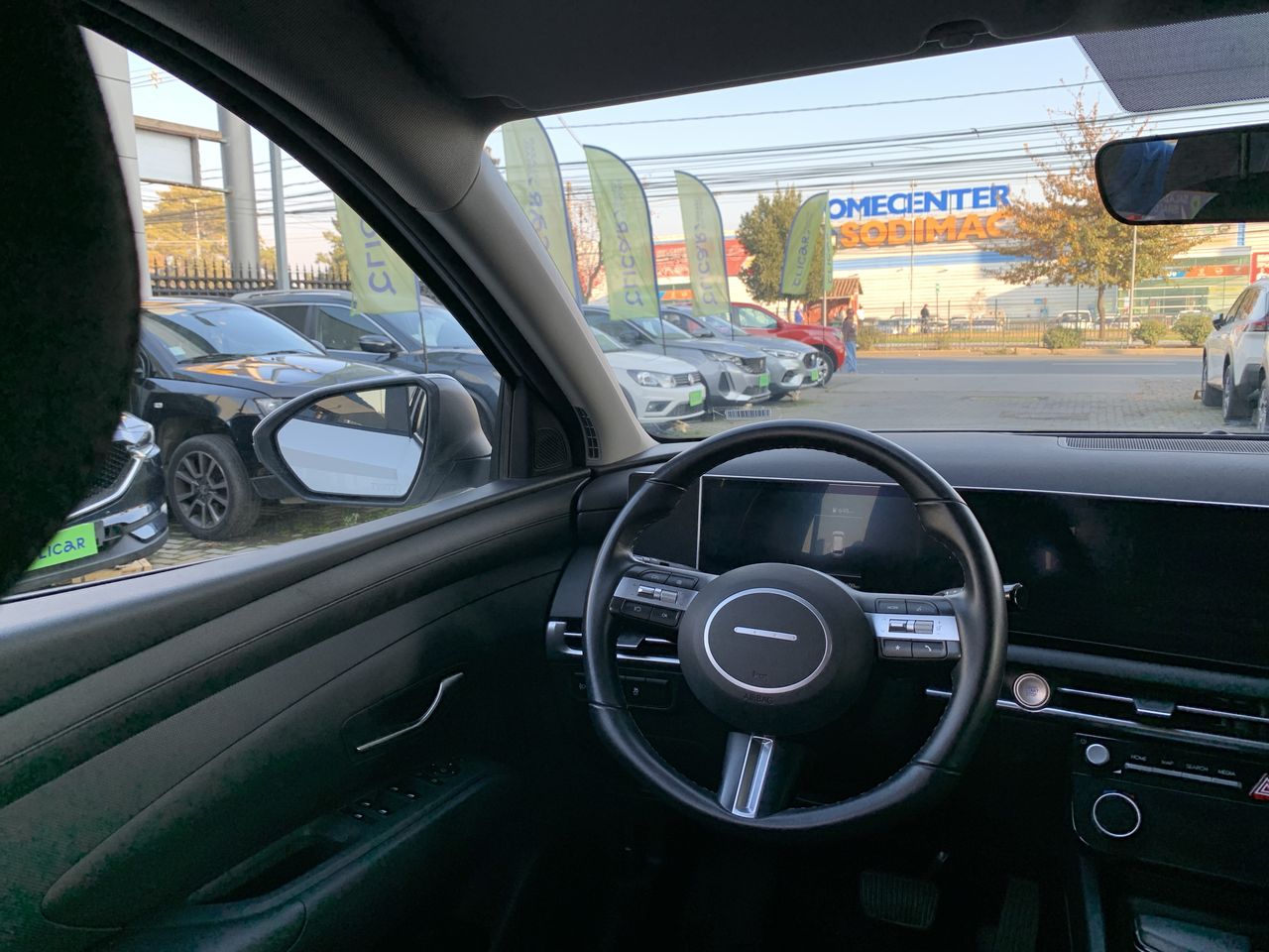 HYUNDAI - 16