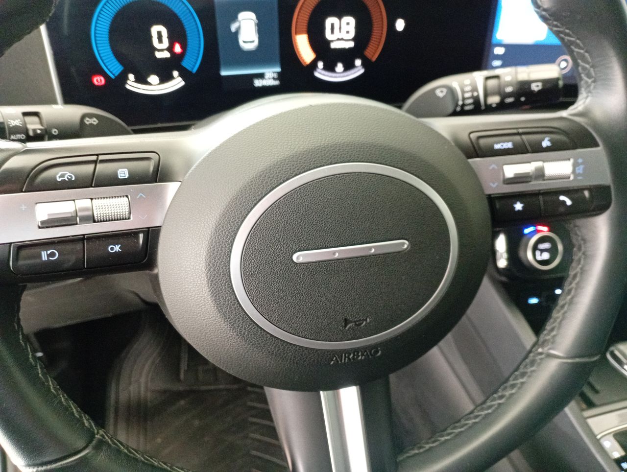 HYUNDAI - 11
