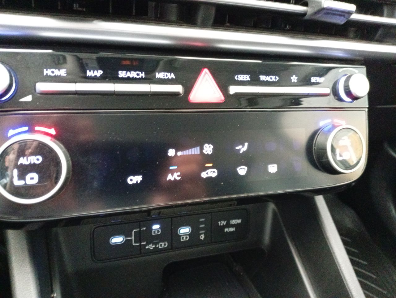 HYUNDAI - 15