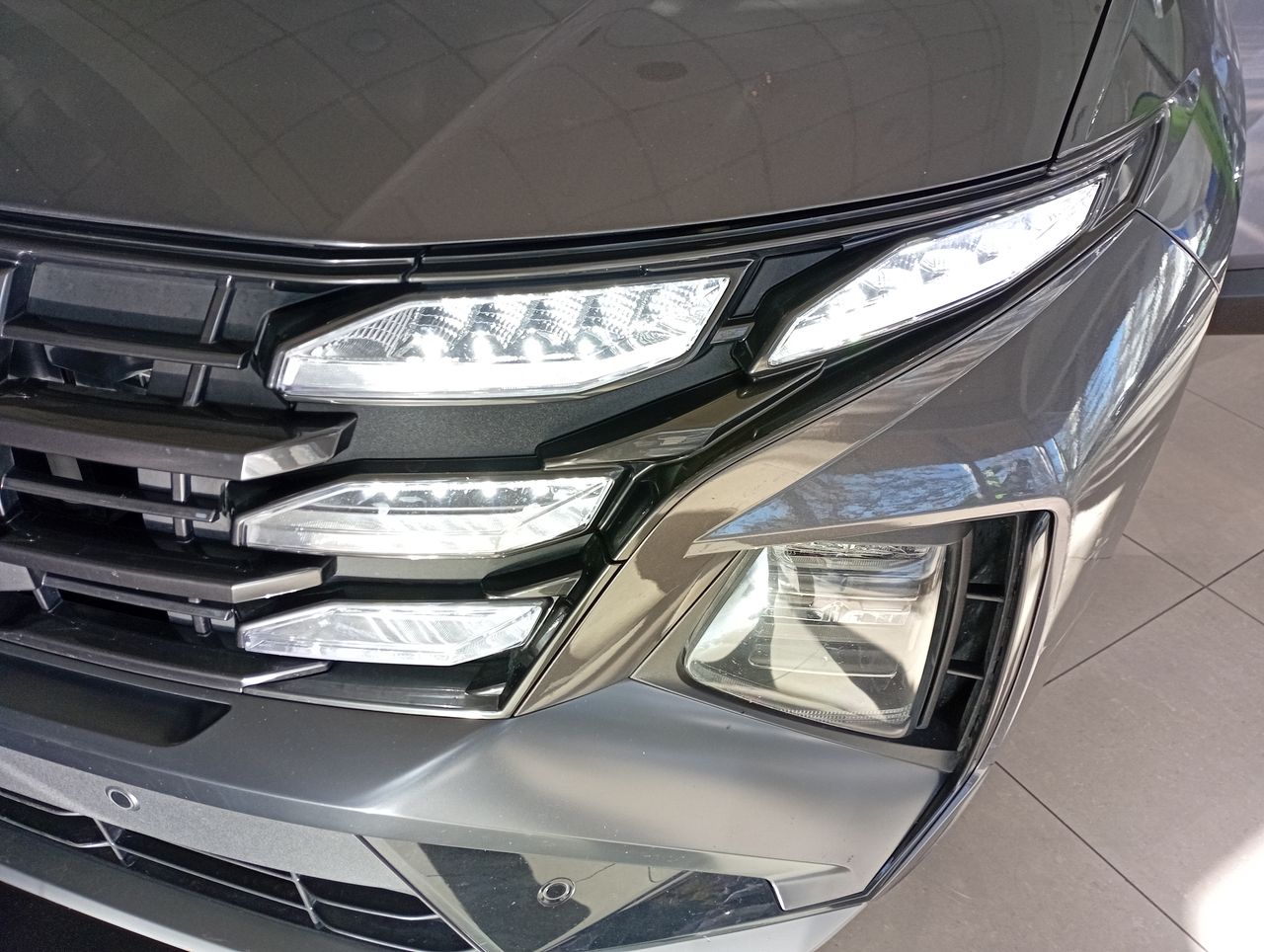 HYUNDAI - 3
