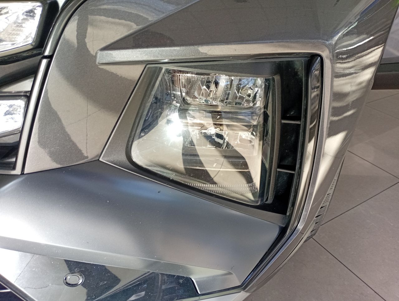 HYUNDAI - 4
