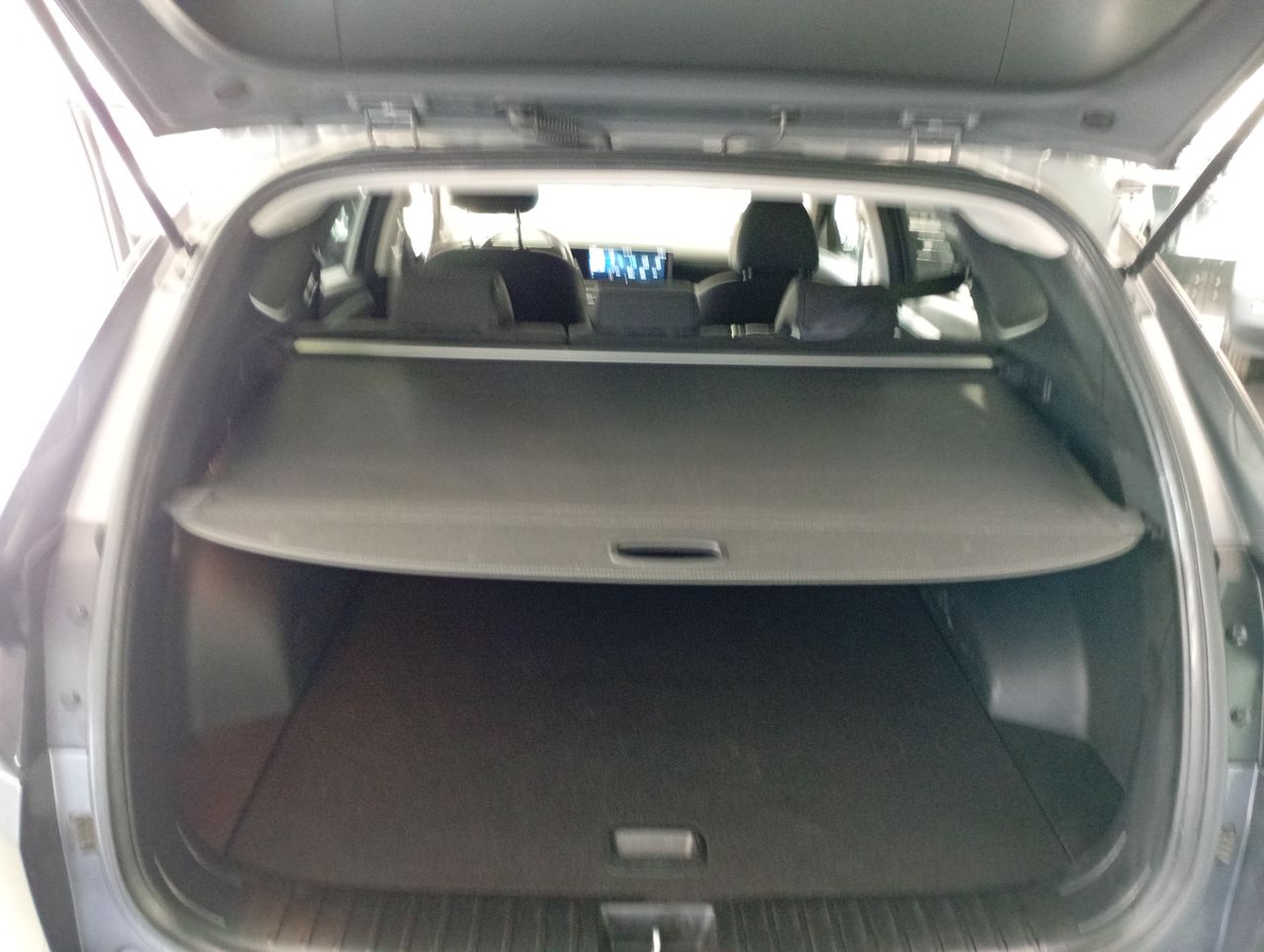 HYUNDAI - 6