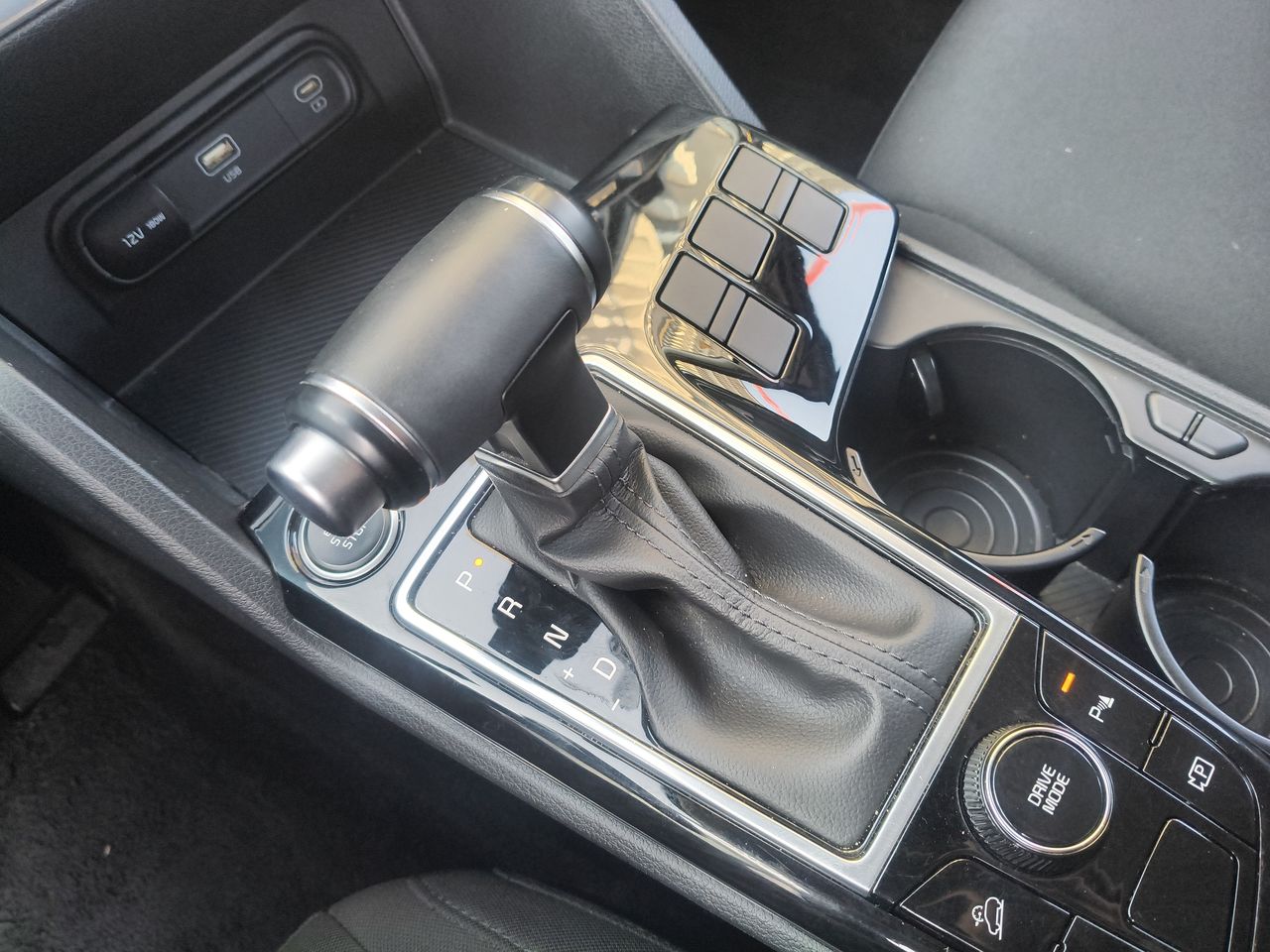 KIA Sportage — foto 21 de 22