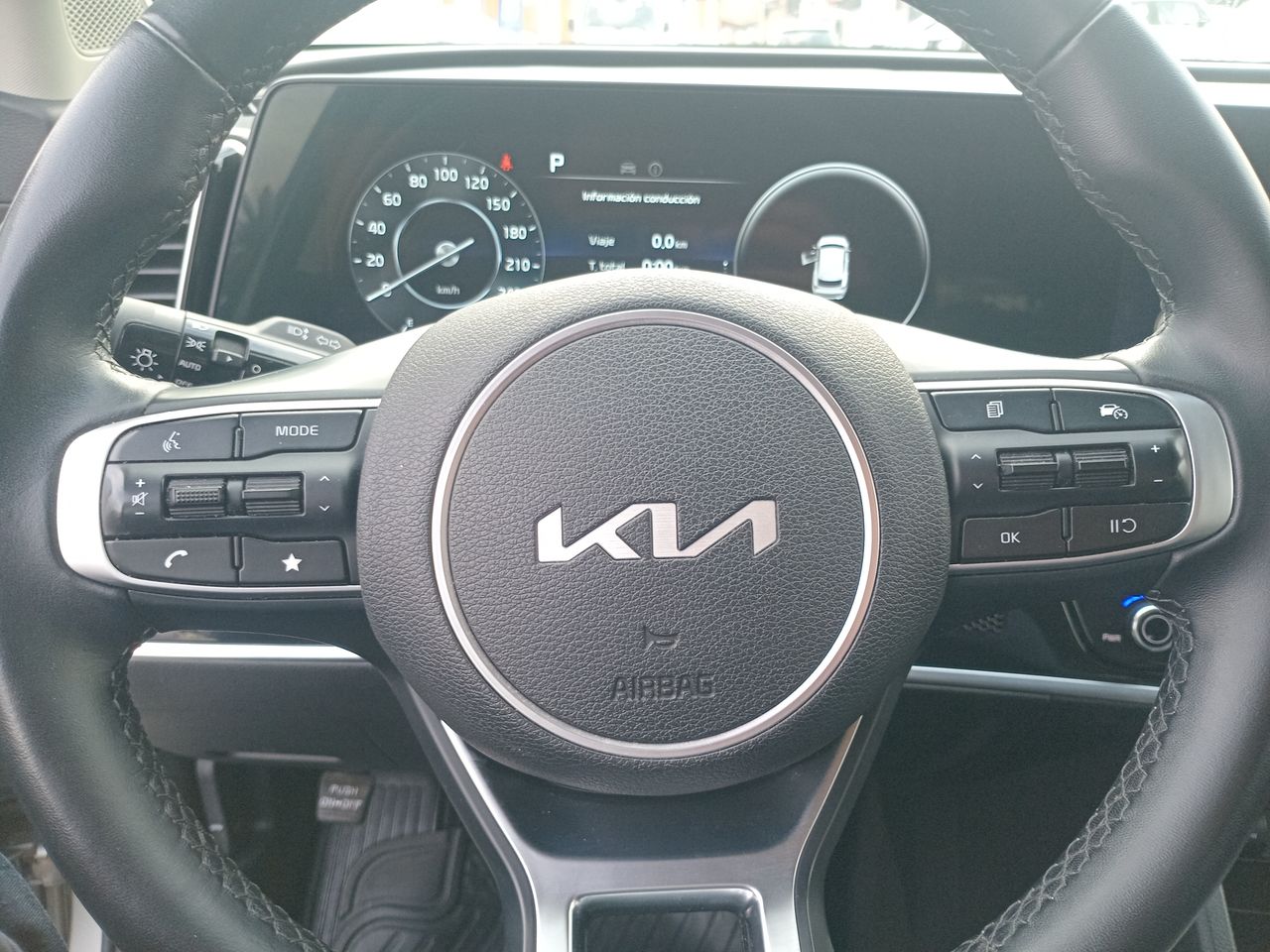 KIA Sportage — foto 26 de 35