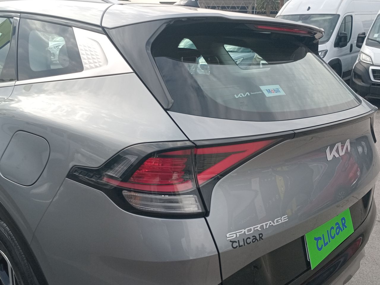 KIA Sportage — foto 20 de 35