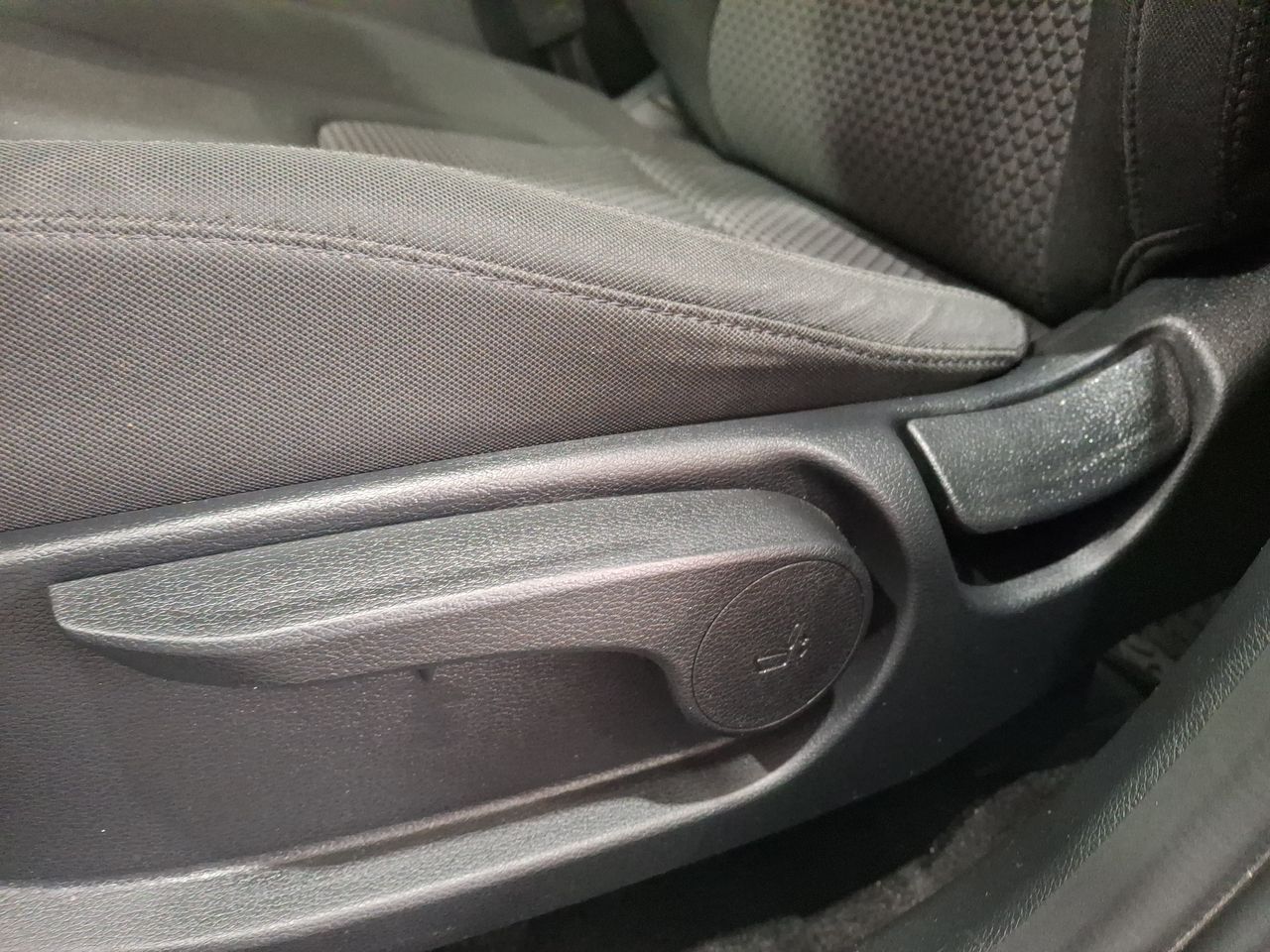 KIA Sportage — foto 23 de 35