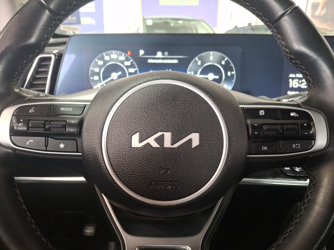 KIA Sportage — foto 26 de 35