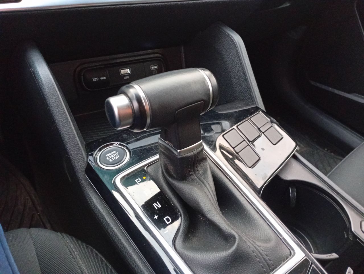KIA Sportage — foto 23 de 26