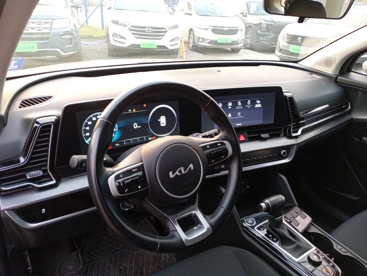 KIA Sportage — foto 24 de 26