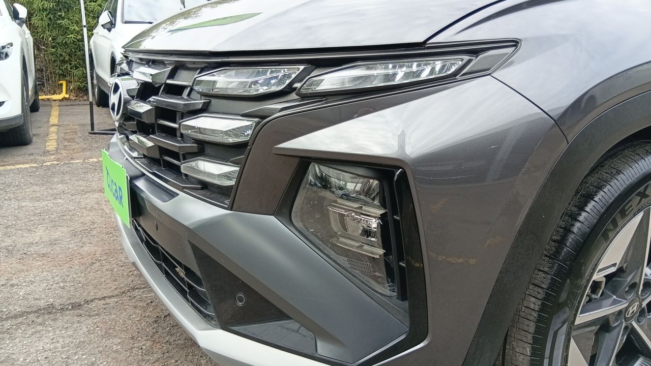 Hyundai Tucson — foto 10 de 30