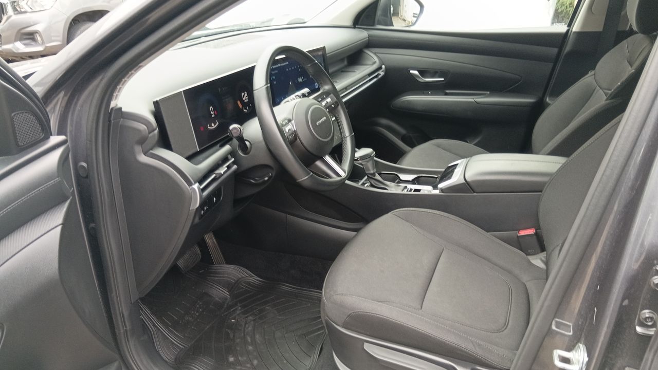 HYUNDAI - 6