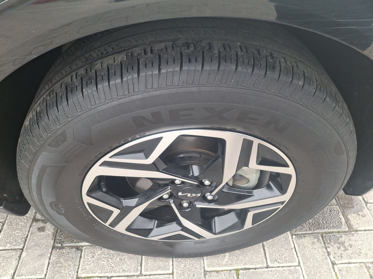 KIA Sportage — foto 18 de 35