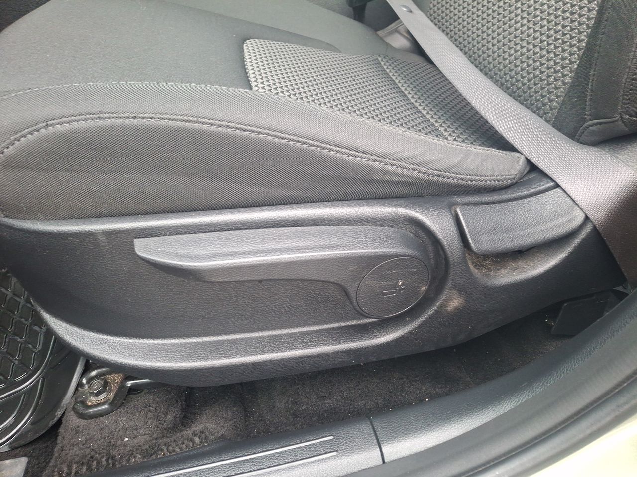KIA Sportage — foto 23 de 35