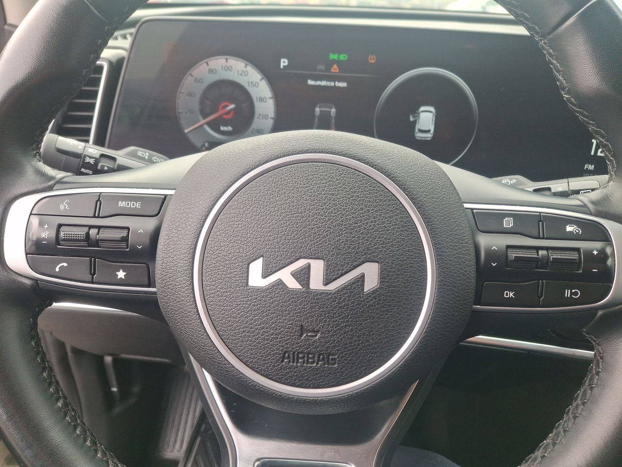KIA Sportage — foto 26 de 35