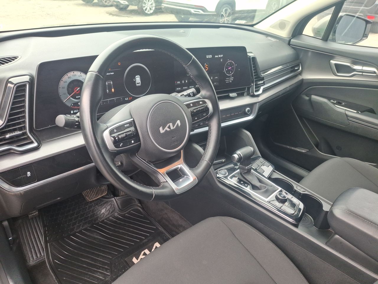 KIA Sportage — foto 10 de 35