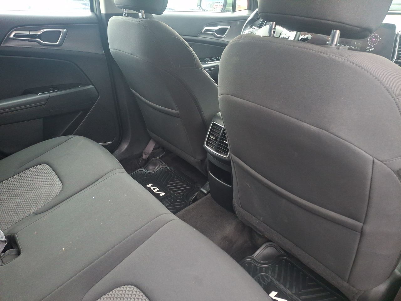 KIA Sportage — foto 13 de 35