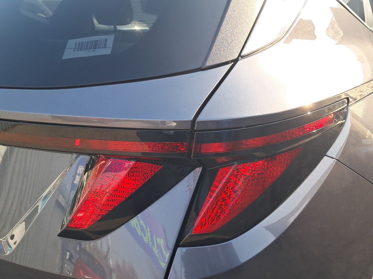 HYUNDAI - 10