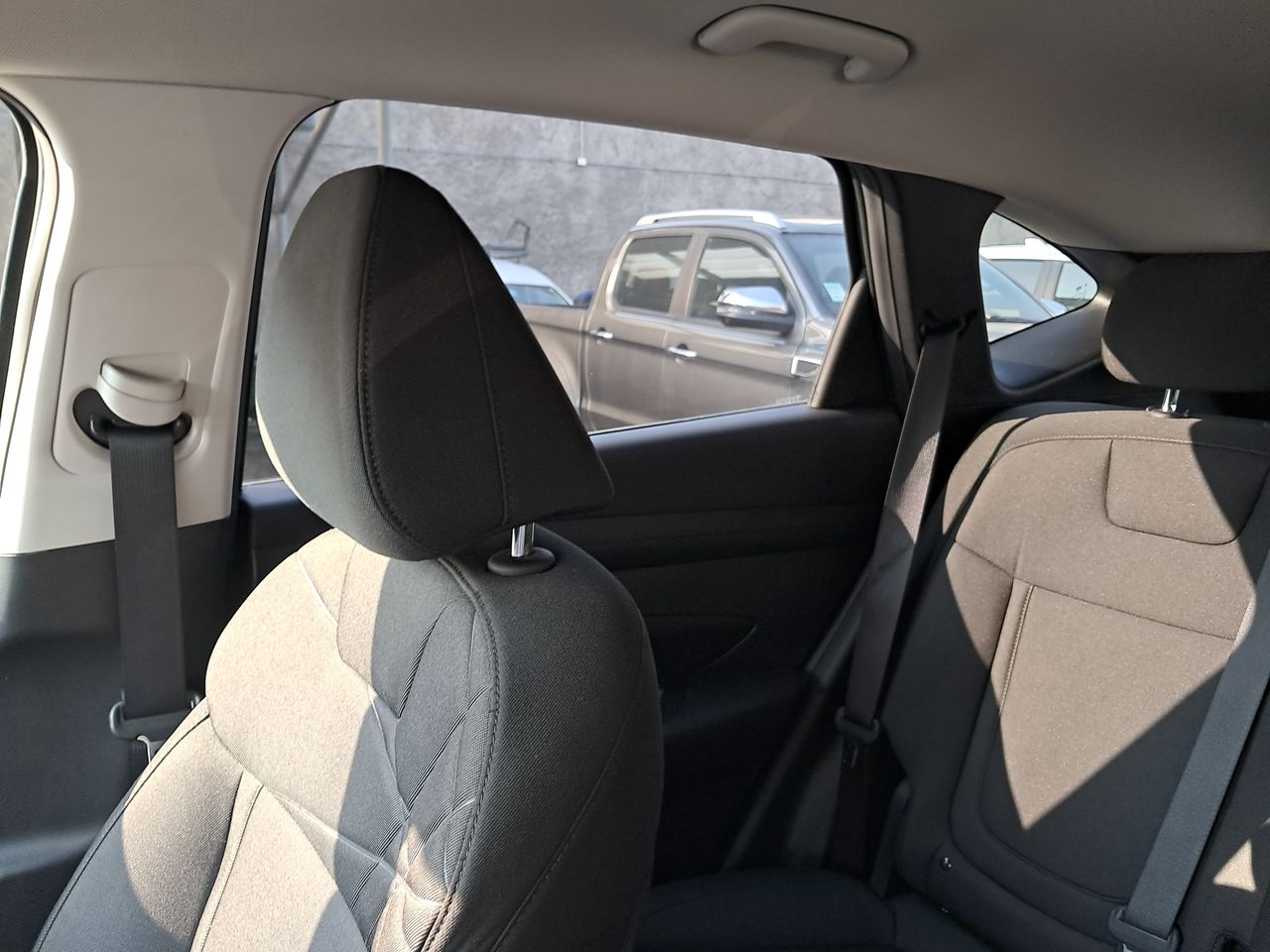 HYUNDAI - 3