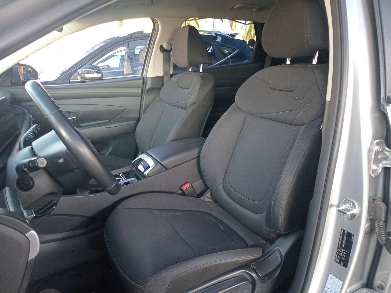 HYUNDAI - 22