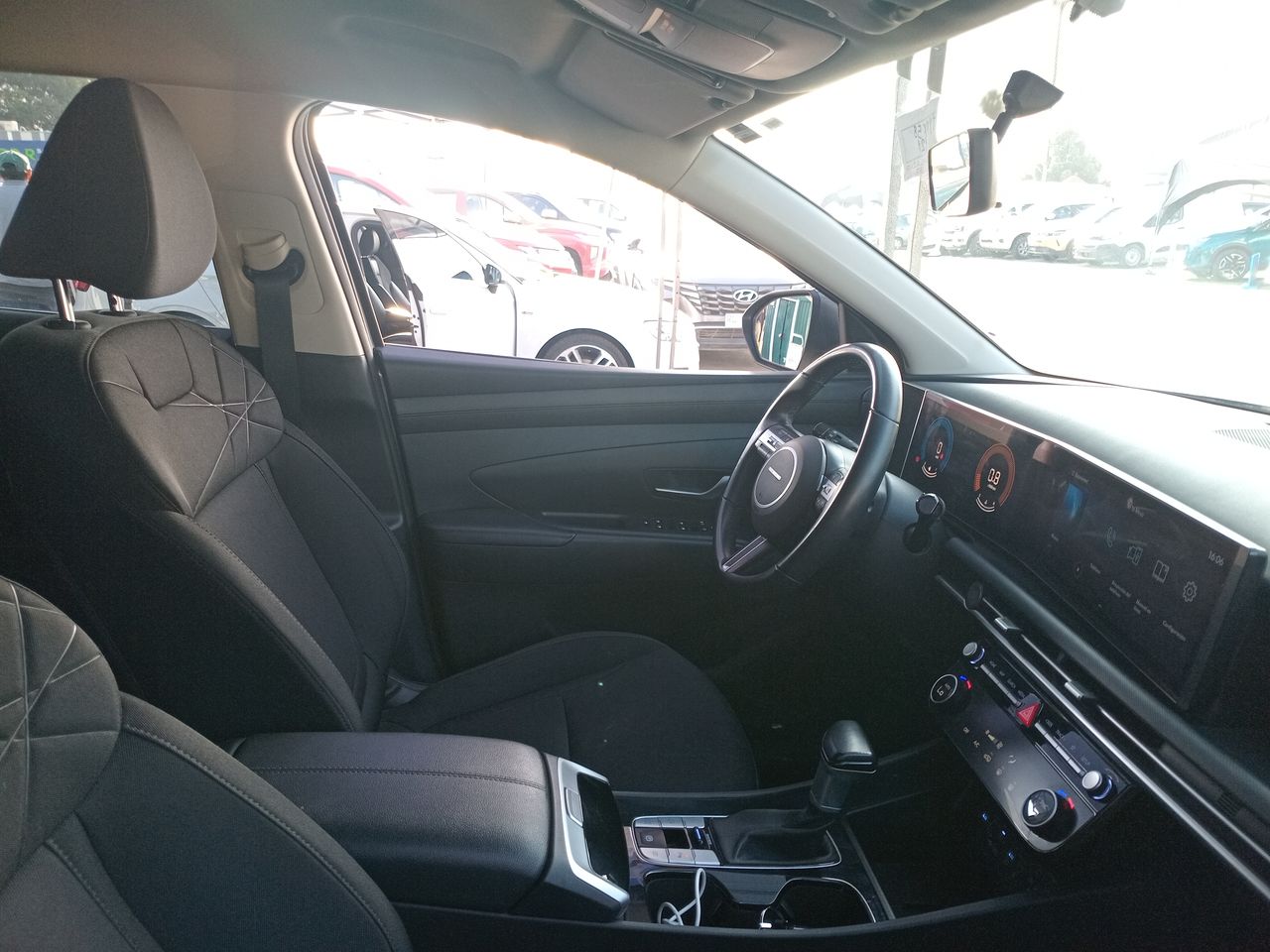 HYUNDAI - 14