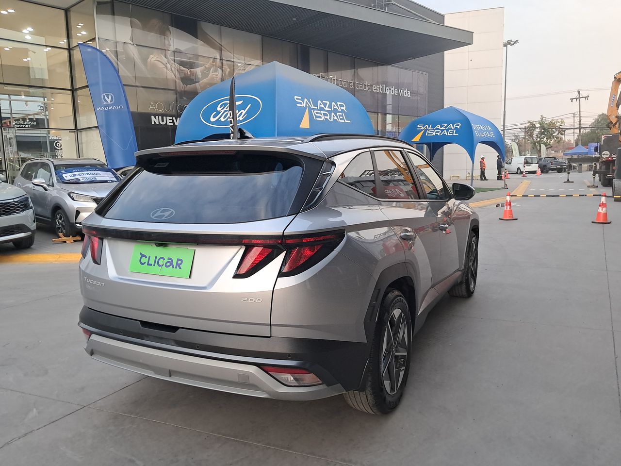 HYUNDAI - 7