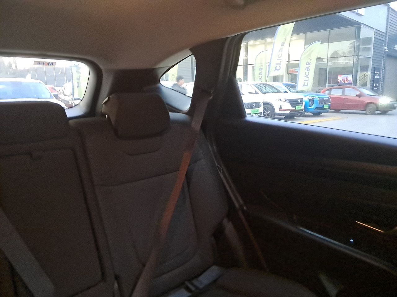 HYUNDAI - 14